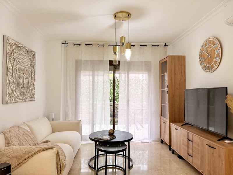 m_resales_3