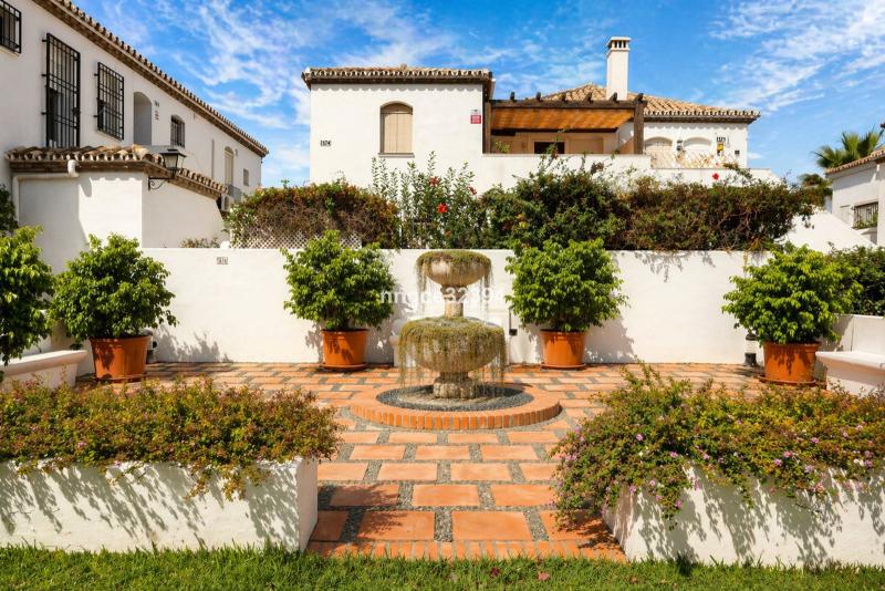 m_resales_11
