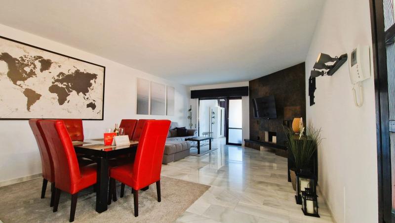 m_resales_11