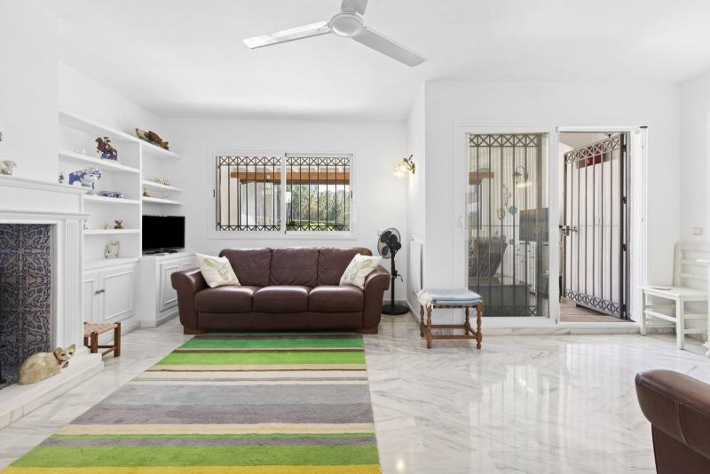 m_resales_2