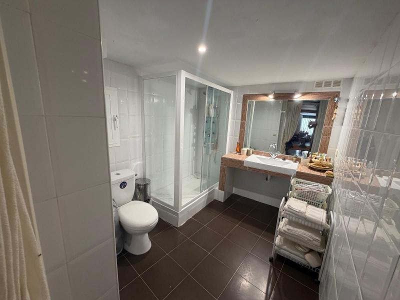 m_resales_7
