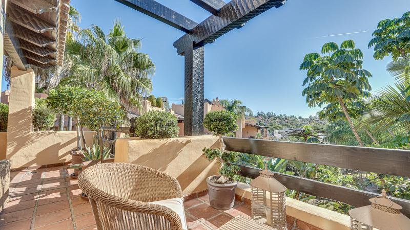 m_resales_13