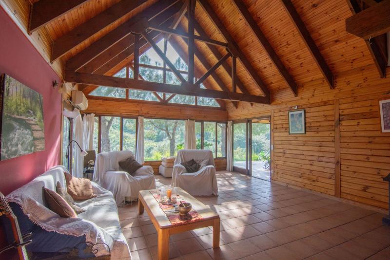 m_resales_9