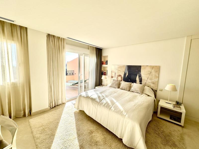 m_resales_3
