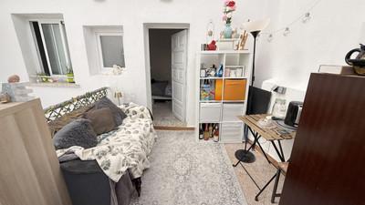 m_resales_17