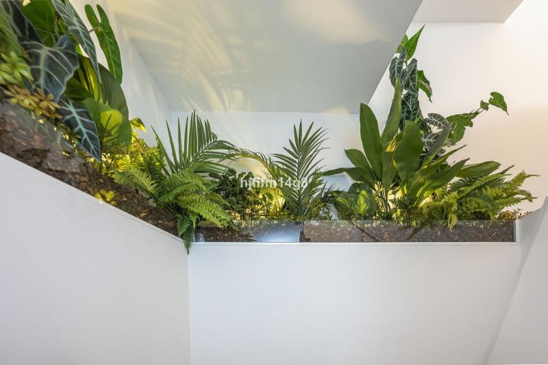 m_resales_19