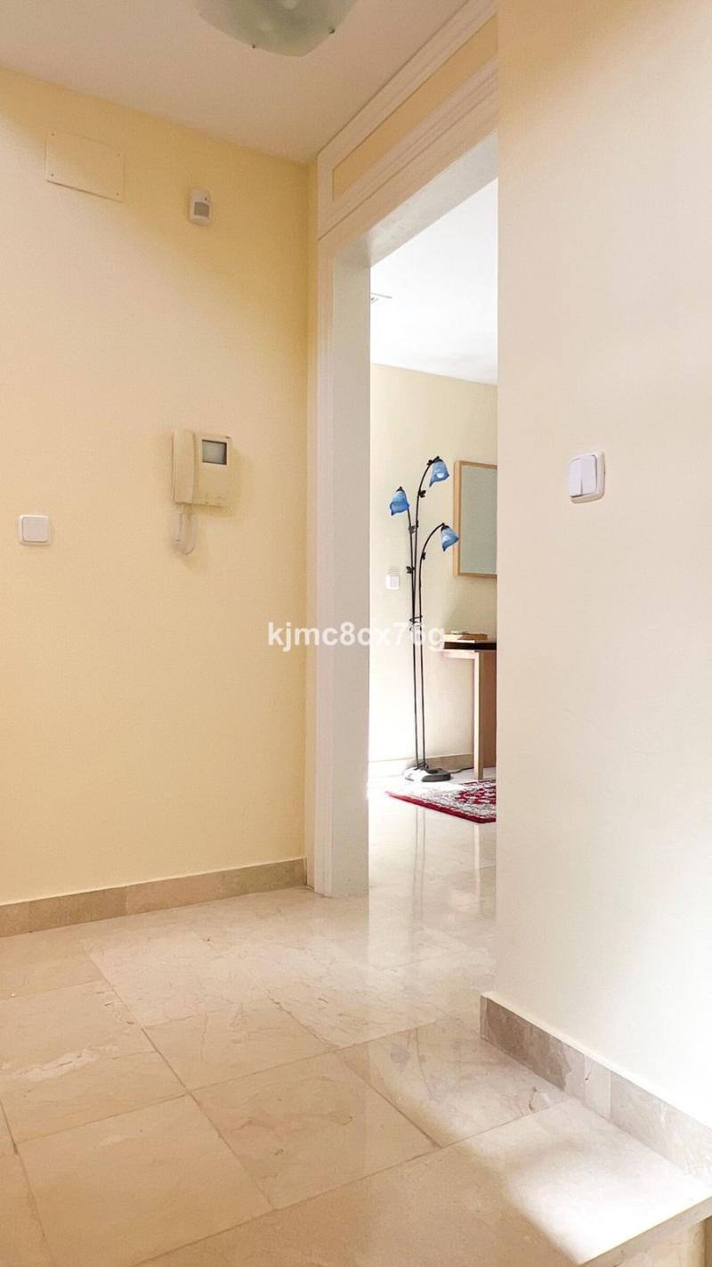m_resales_17