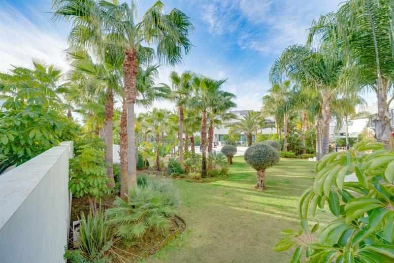 m_resales_14