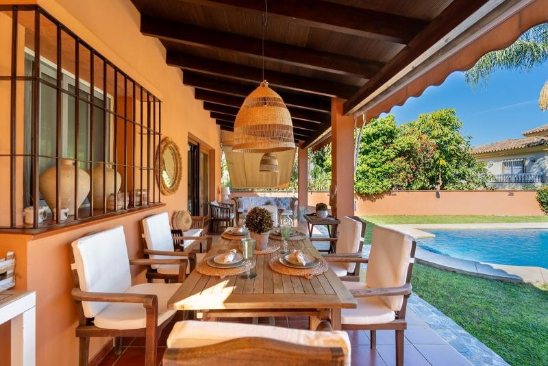 m_resales_7