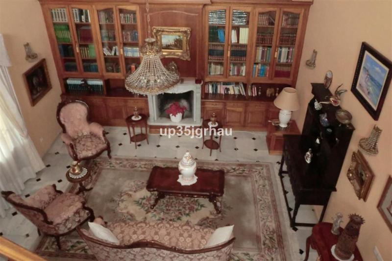 m_resales_12