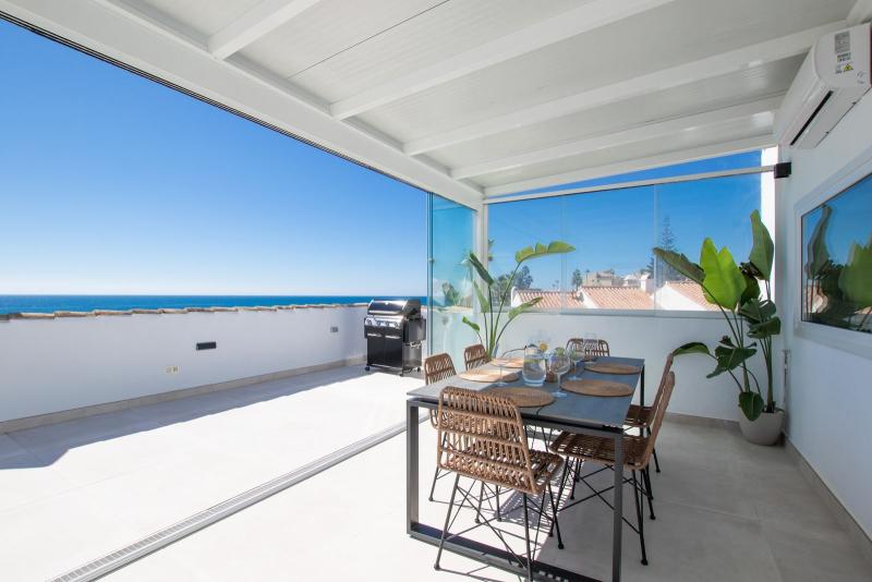 m_resales_1