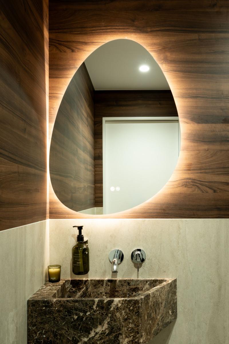 m_resales_14
