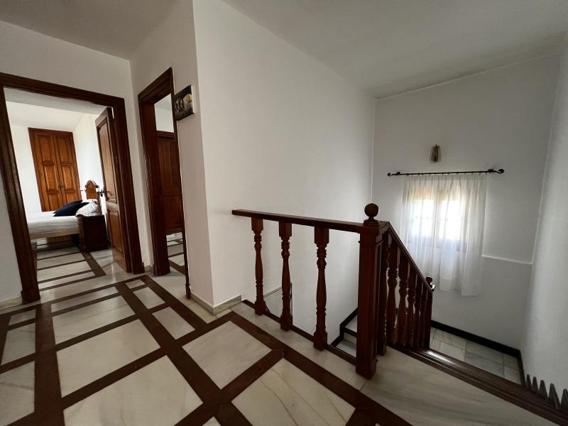 m_resales_15
