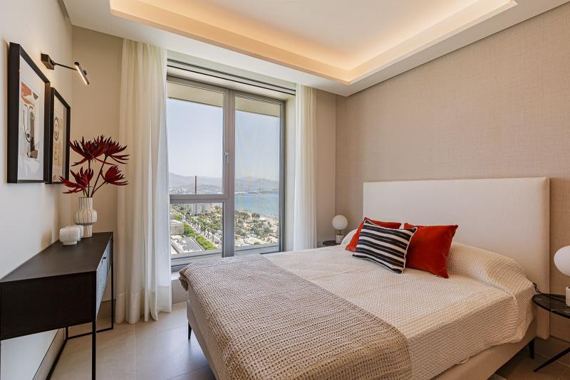 m_resales_14