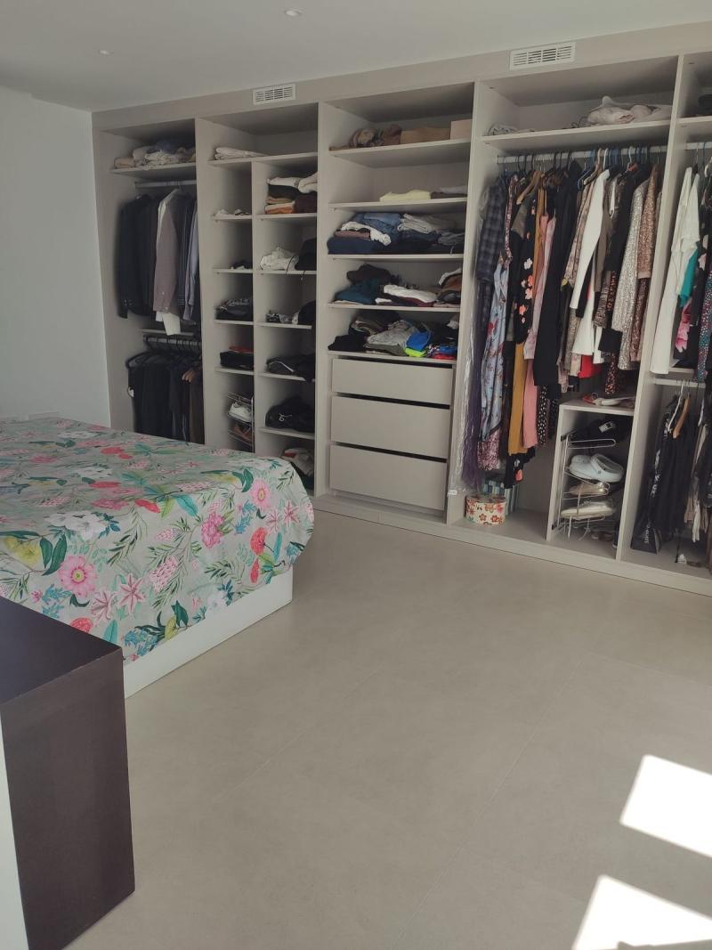 m_resales_19