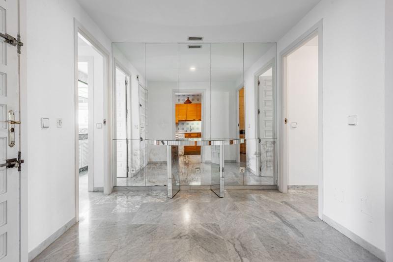 m_resales_15