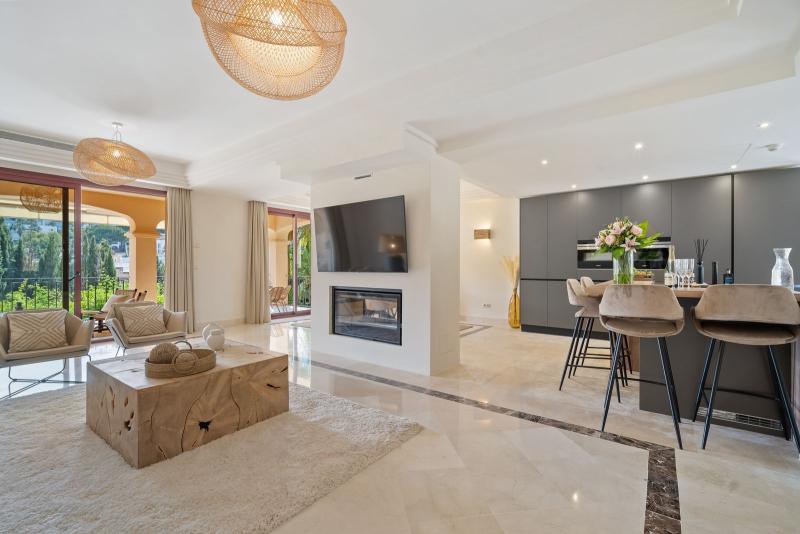 m_resales_2