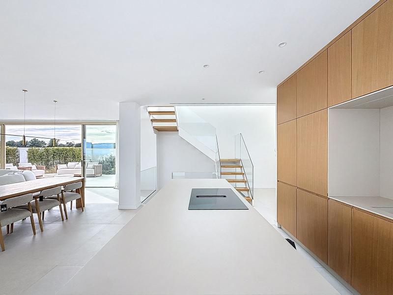 m_resales_1