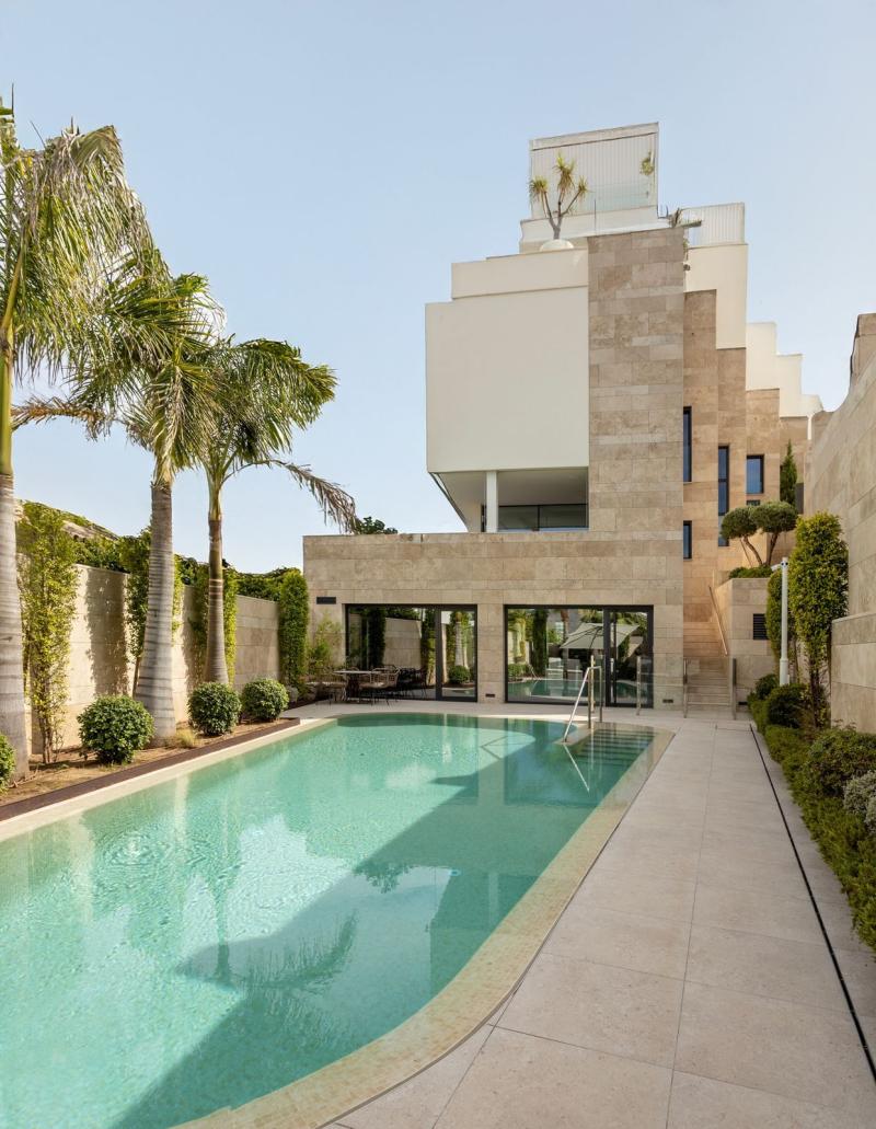 m_resales_2