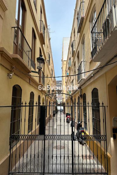 m_resales_14