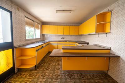 m_resales_10