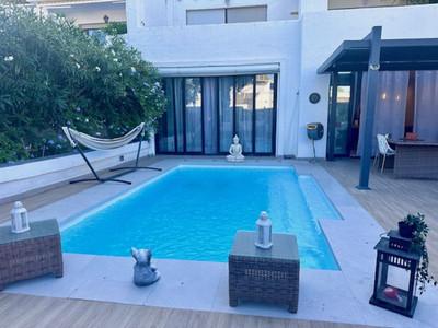 m_resales_4