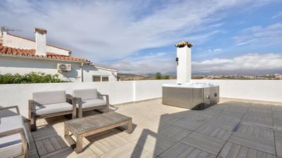 m_resales_18
