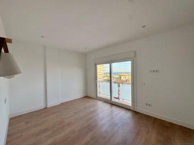 m_resales_16