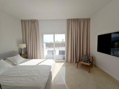 m_resales_13