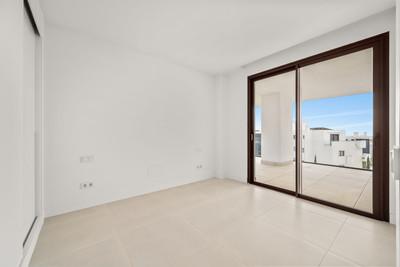 m_resales_12