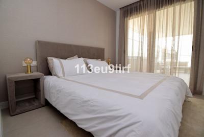 m_resales_10