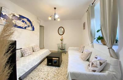m_resales_7