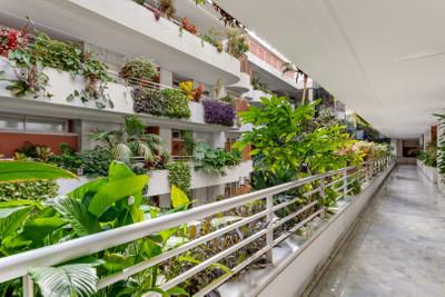 m_resales_7