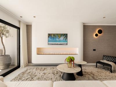 m_resales_1