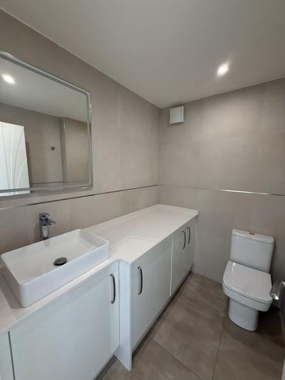 m_resales_10