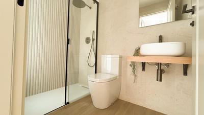 m_resales_11