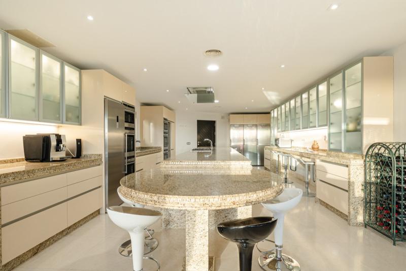 m_dc3ee3c63d1725f183d80f206a2192f6