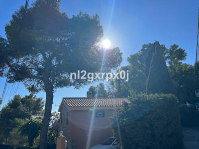 m_resales_17