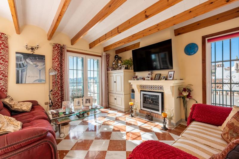 m_886de29ec51201914c00ce5f57b3f976