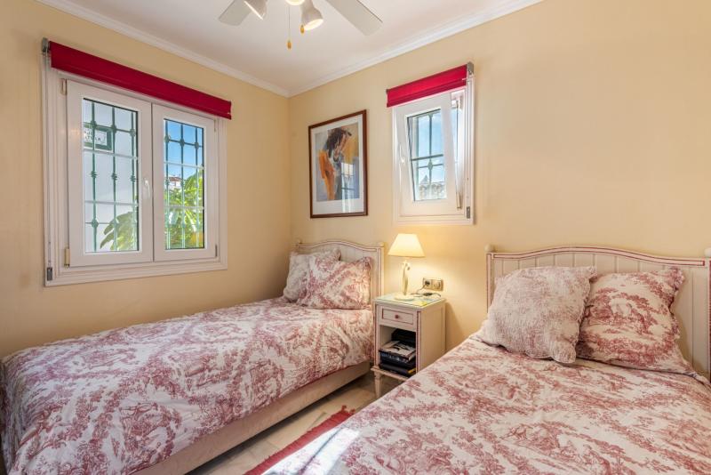 m_c7deecac9630d645e054f70503662732