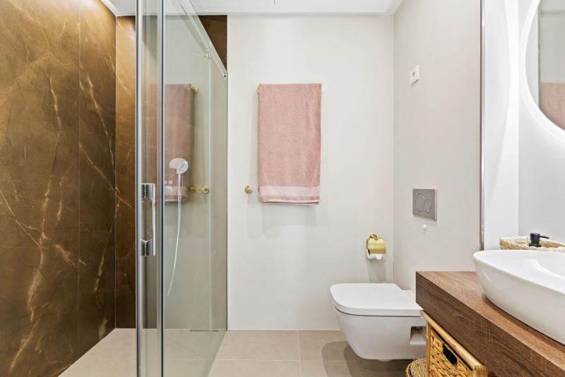 m_fc37dfc5-a2d7-4e51-8c09-c20ec530edff