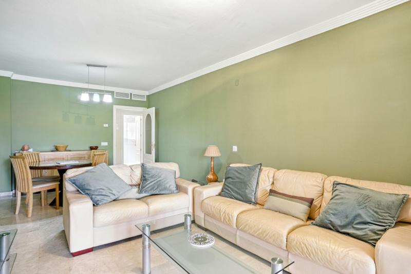 m_71433c91d38b718b8a57cbe9d6755e6f