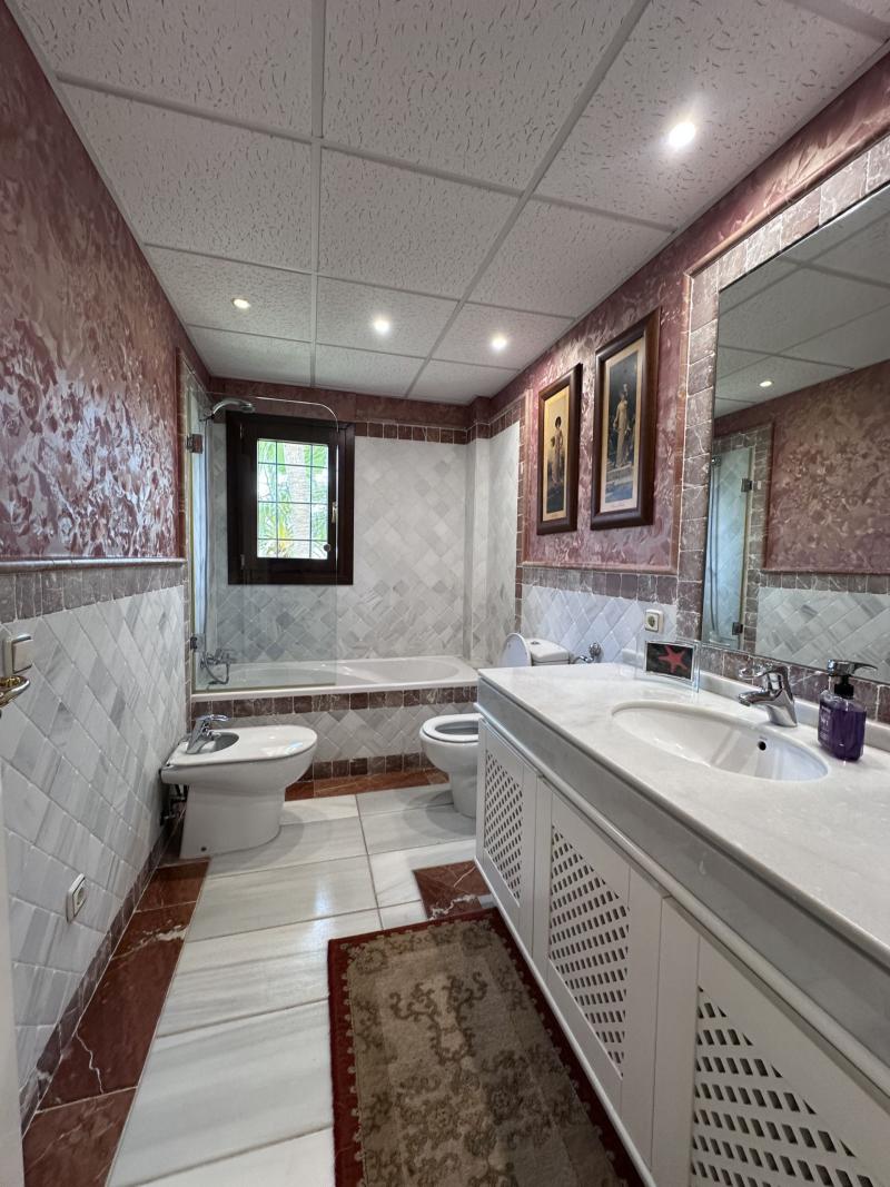 m_7ba90c7c4e9000bbb35fc590bf374cc3