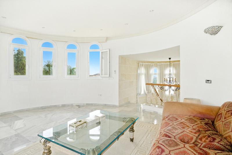 m_665ff7dbc8a245875a300af0ae897db8