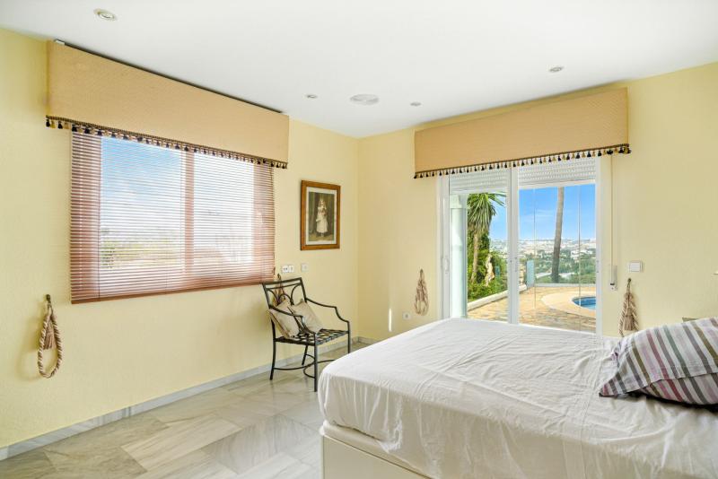 m_d8147468fae176bcc5d72b832ab40265