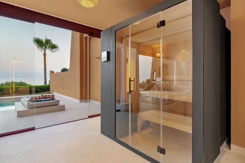 m_15711f5df07ae1c31fad800da87ec8b5