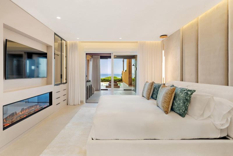 m_33498fec042721979ee131dfb8418129