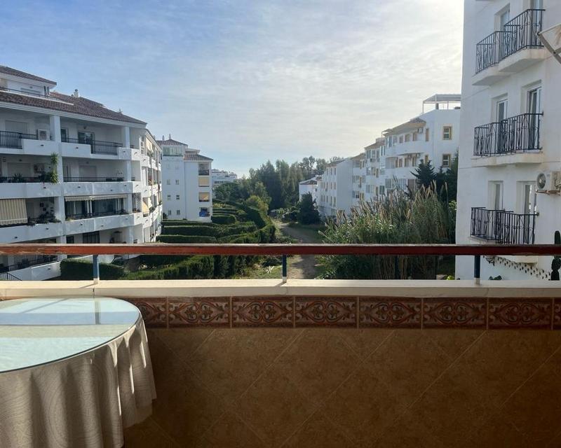 m_resales_4