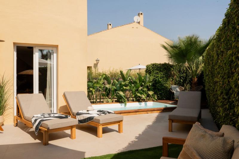 m_956285395f45ba924a8e1d47188632a8