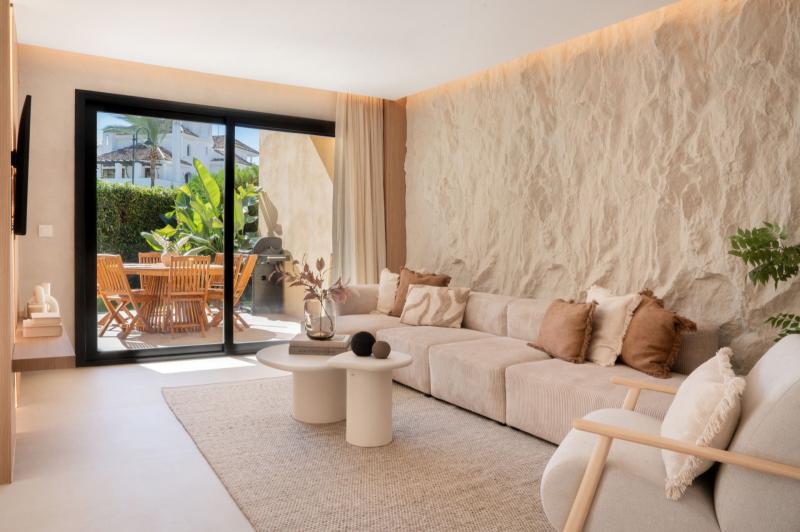 m_aed33822017d86877bba90ddd318138b